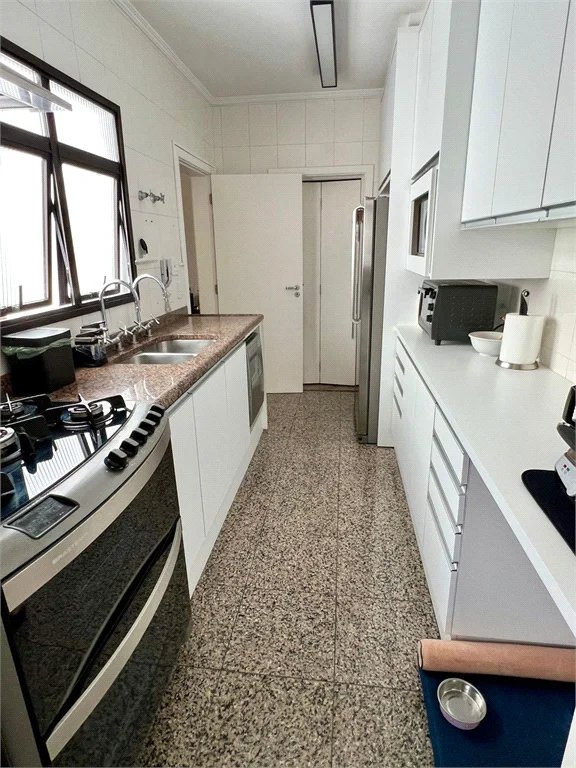 Apartamento à venda com 3 quartos, sendo 2 suítes, em Vila Suzana, São Paulo, SP