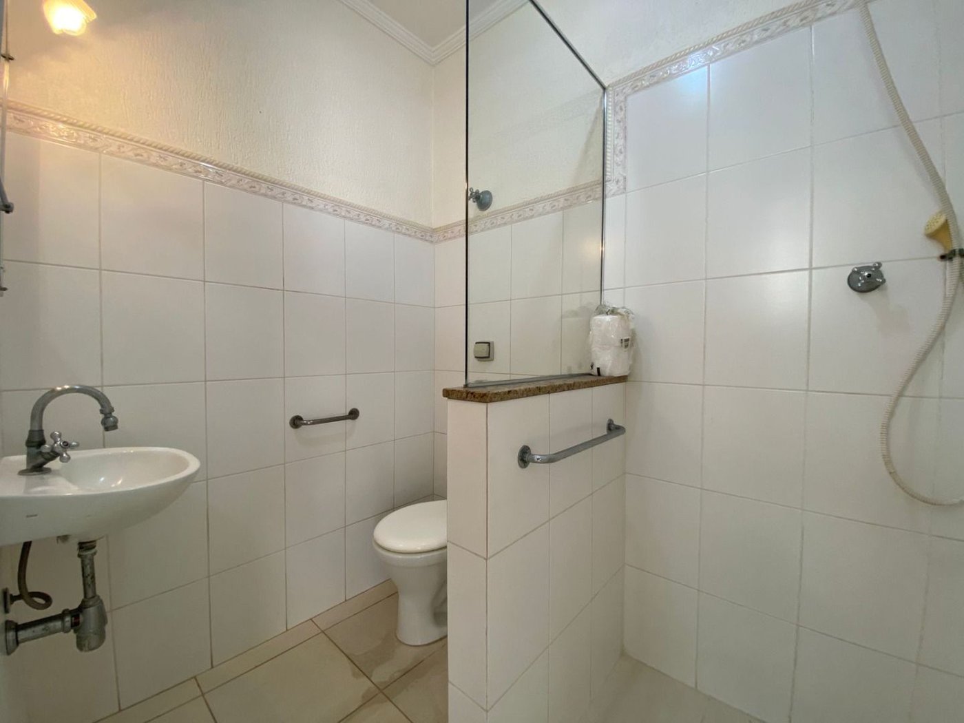 Casa com 3 dormitórios para alugar, 197 m² por R$ 8.500/mês - Embaré - Santos/SP