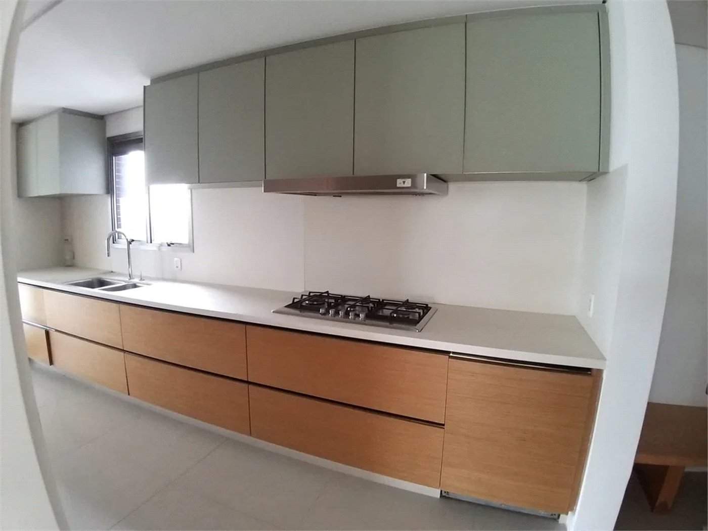 Apartamento à venda ou para alugar com 3 suítes em Pinheiros, São Paulo, SP