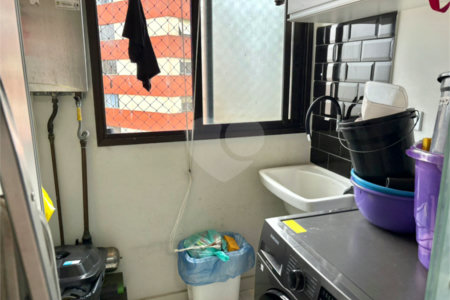 Cobertura à venda com 3 quartos, sendo 1 suíte, em Vila Mariana, São Paulo, SP
