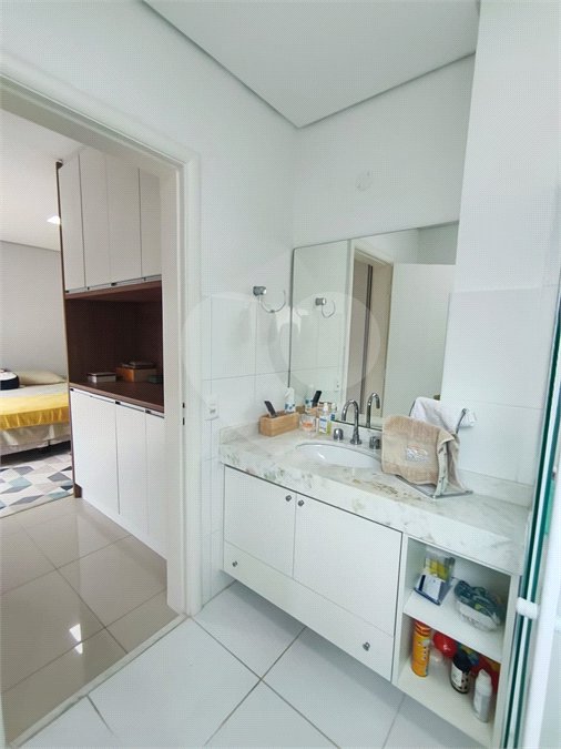 Casa à venda com 3 suítes no condomínio Piemonte, Vinhedo - SP