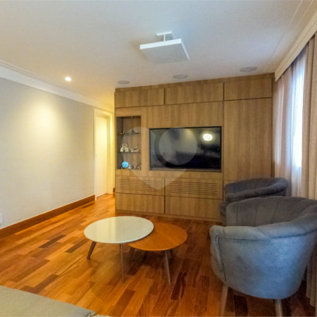 Apartamento à venda com 3 suítes em Vila Dom Pedro I, São Paulo, SP