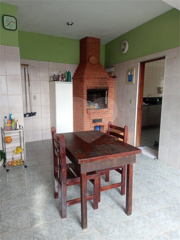 Sobrado à venda com 5 quartos em Jardim Itapuã, Sorocaba, SP