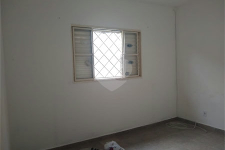 Casa Térrea à venda com 2 quartos no Centro, Bom Jesus dos Perdões, SP