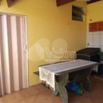 Casa Térrea com 2 dormitórios, sendo 1 suíte.