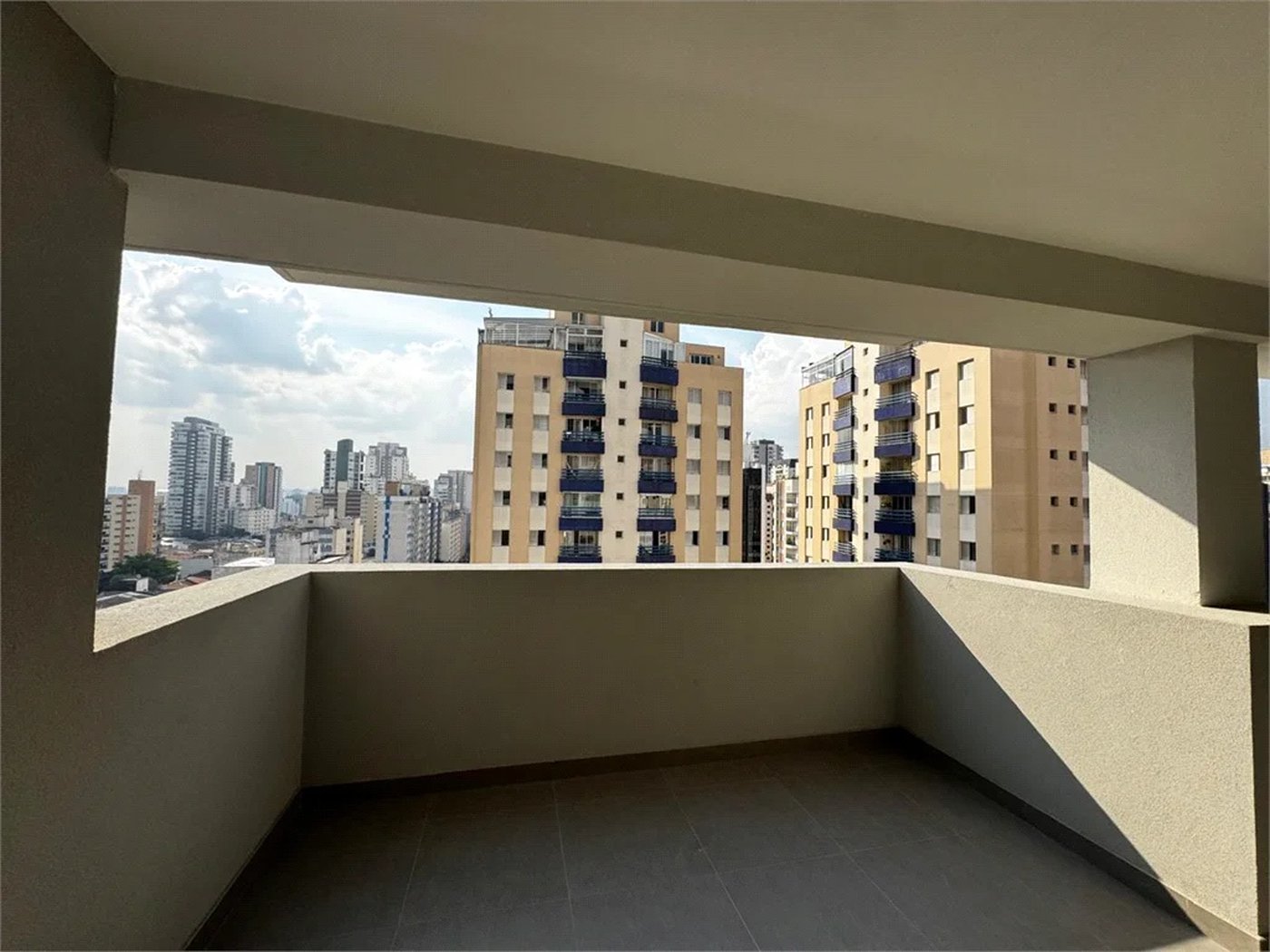 Apartamento para alugar com 2 suítes em Pinheiros, São Paulo, SP