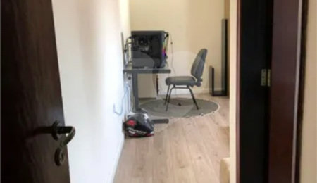Sobrado à venda com 3 quartos, sendo 2 suítes,  em Jardim Alvorada, São José dos Campos, SP