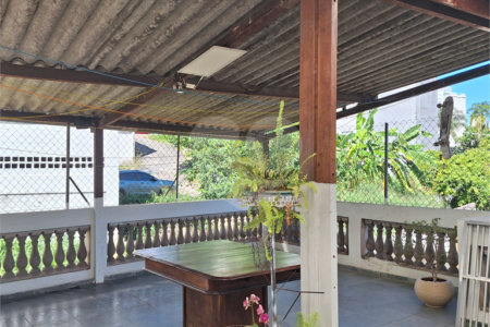 Casa à venda com 2 quartos em Vila Paulicéia, São Paulo, SP