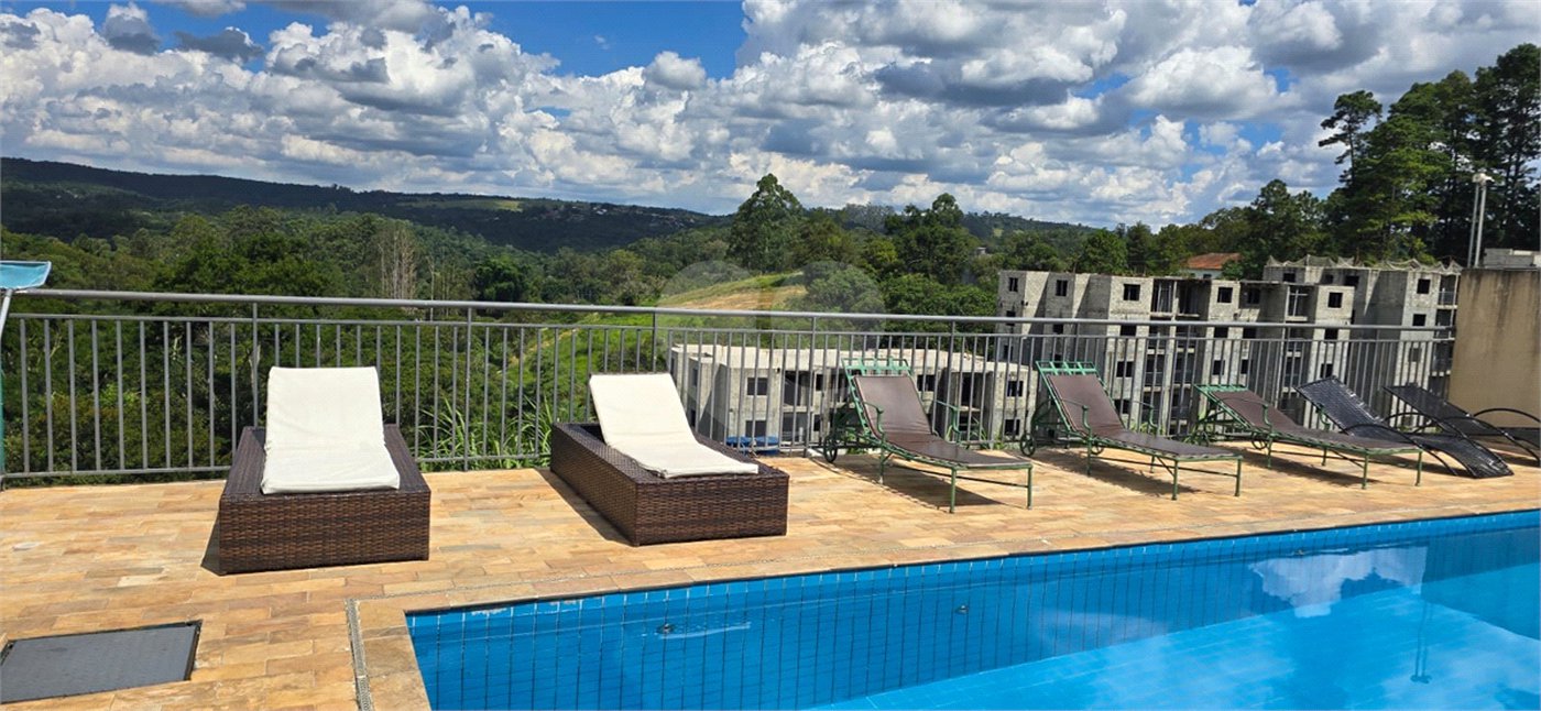 Apartamento à venda com 2 quartos em Jardim Ísis, Cotia, SP