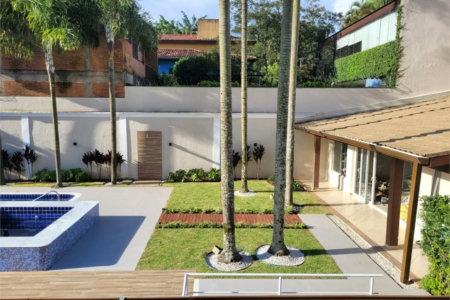 Casa à venda com 5 suítes em Paraisópolis, São Paulo, SP