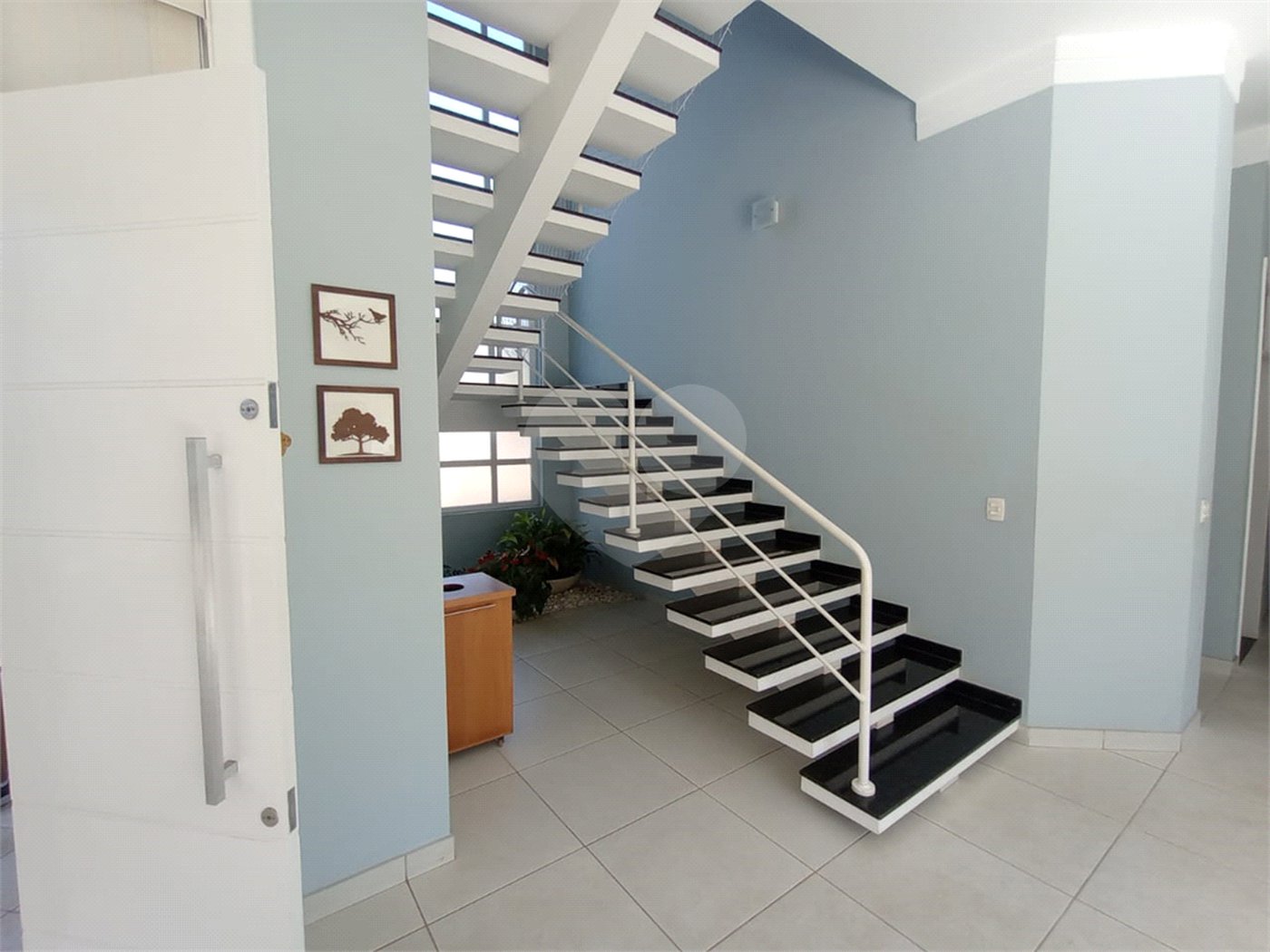 Casa à venda com 3 suítes em Vila Nastri, Itapetininga, SP