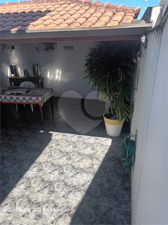 Sobrado à venda com 4 quartos, sendo 1 suíte, em Tremembé, São Paulo, SP