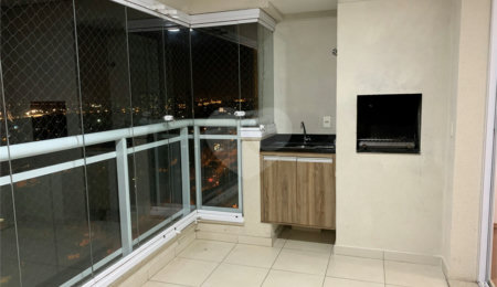 Apartamento à venda com 3 quartos, sendo 1 suíte,  em Barra Funda, São Paulo, SP