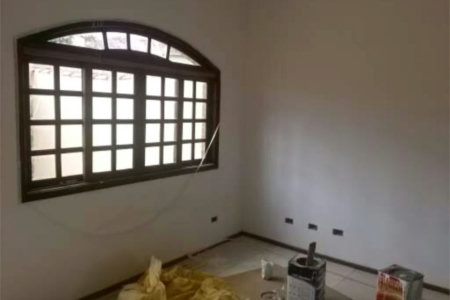 Sobrado à venda com 3 quartos, sendo 1 suíte,  em Jardim Monte Kemel, São Paulo, SP