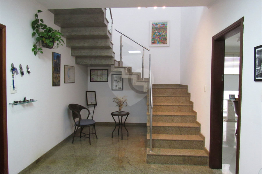 Sobrado à venda com 4 quartos, sendo 2 suítes, em Tremembé, São Paulo, SP