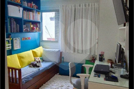 Apartamento à venda com 3 quartos, sendo 1 suíte,  em Perdizes, São Paulo, SP