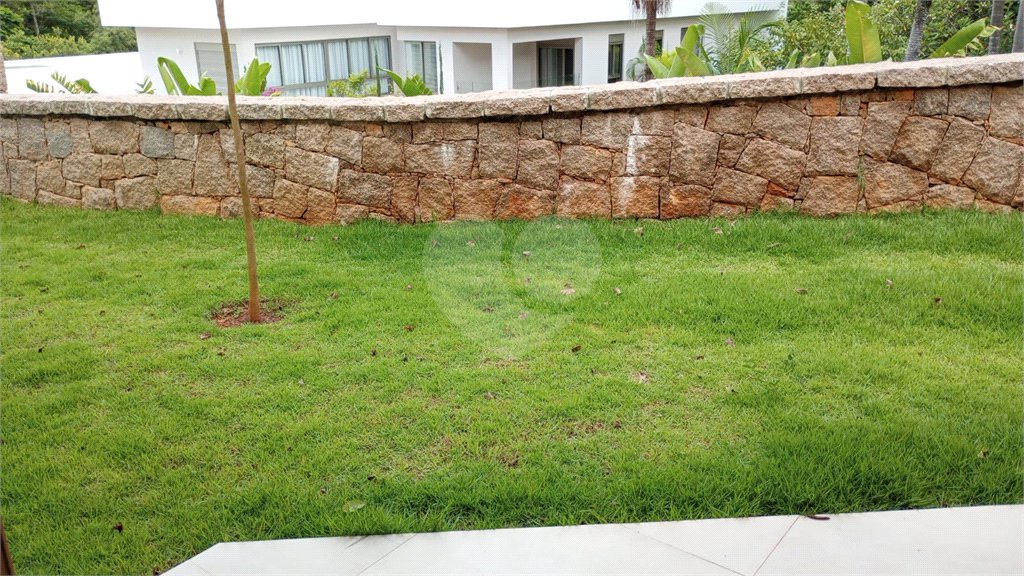Casa à venda com 4 suítes no condomínio Estância Marambaia, Vinhedo - SP