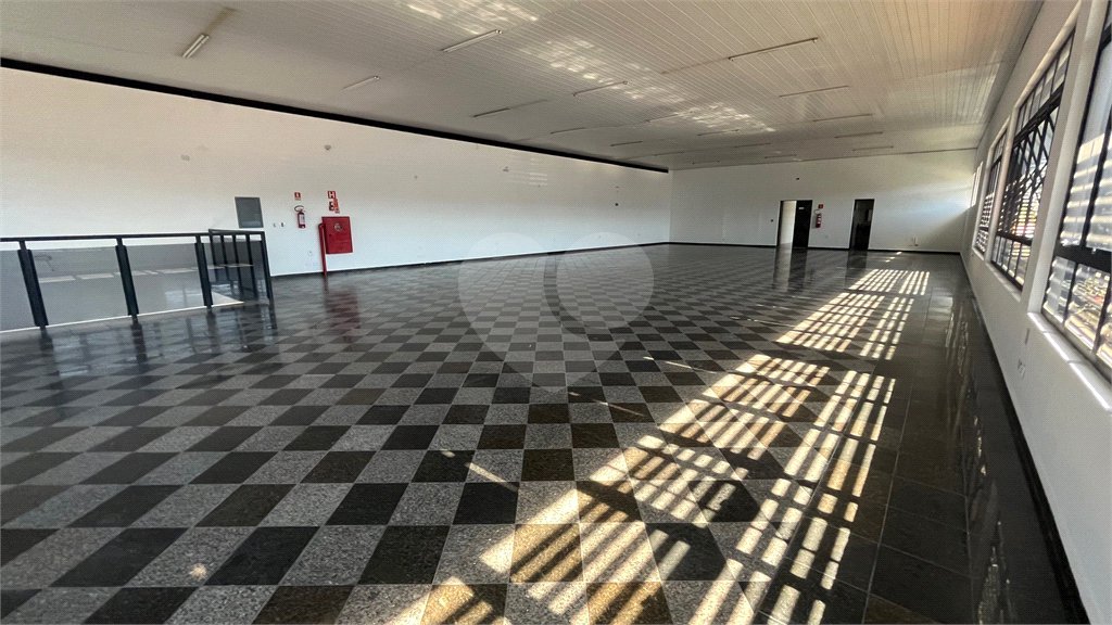 Salão Comercial para alugar em Vila Thais, Atibaia, SP