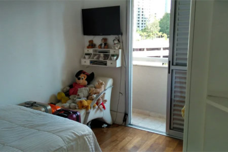 Apartamento à venda com 3 suítes em Jardim Londrina, São Paulo, SP