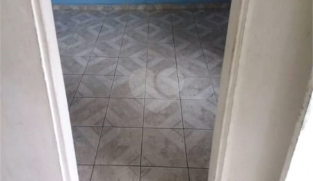 Casa de Vila à venda com 1 quarto em Jardim Luso, São Paulo, SP