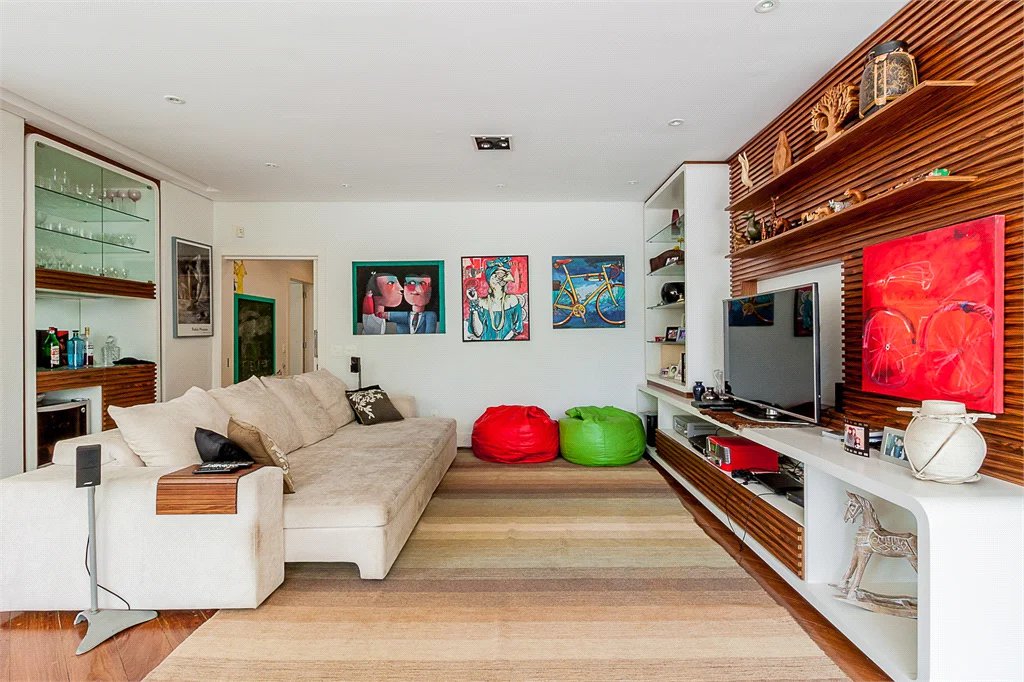 Casa à venda com 4 suítes em Alto da Lapa, São Paulo, SP