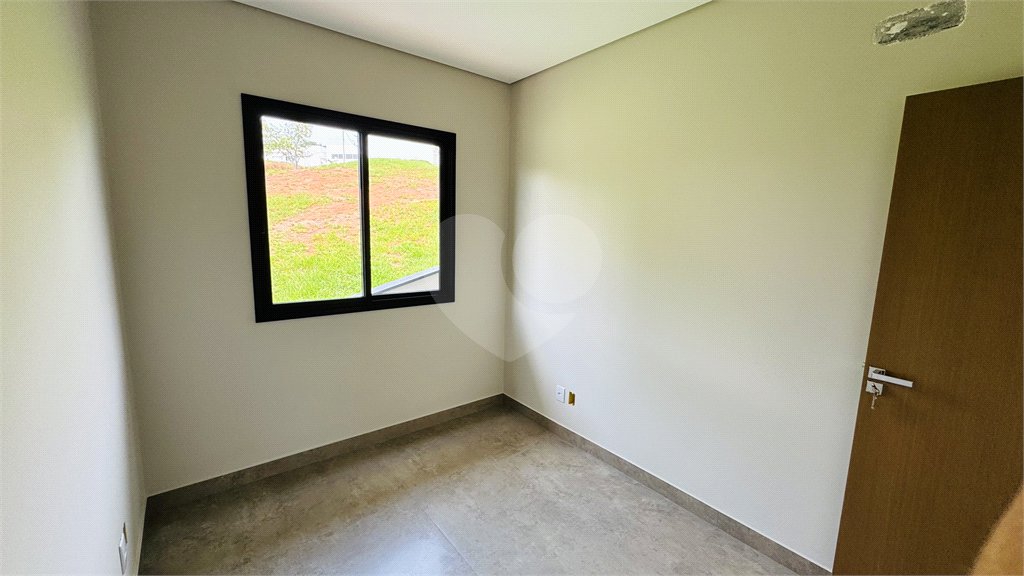 Casa à venda com 3 suítes no condomínio Santa Isabel I, Louveira - SP