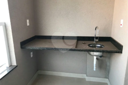 APARTAMENTO 02 DORMITÓRIOS COLADO NA USP