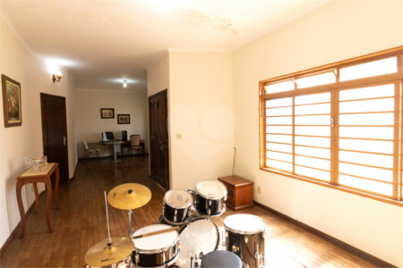Casa à venda com 3 quartos, sendo 1 suíte, em Jardim São Luiz, Ribeirão Preto, SP