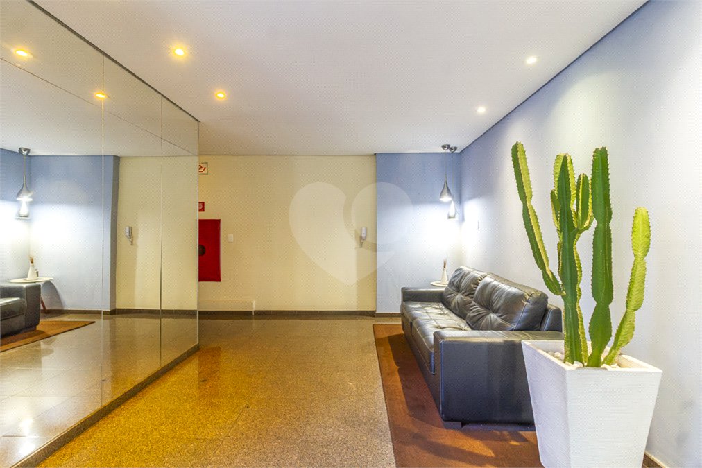 Apartamento à venda com 3 quartos em Campo Belo, São Paulo, SP