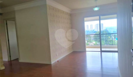 Apartamento à venda com 3 quartos, sendo 1 suíte,  em Jardim Ester, São Paulo, SP