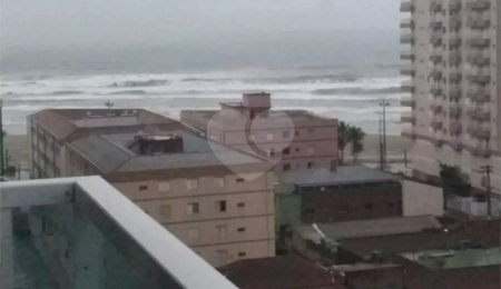 Apartamento à venda com 2 suítes em Ocian, Praia Grande, SP