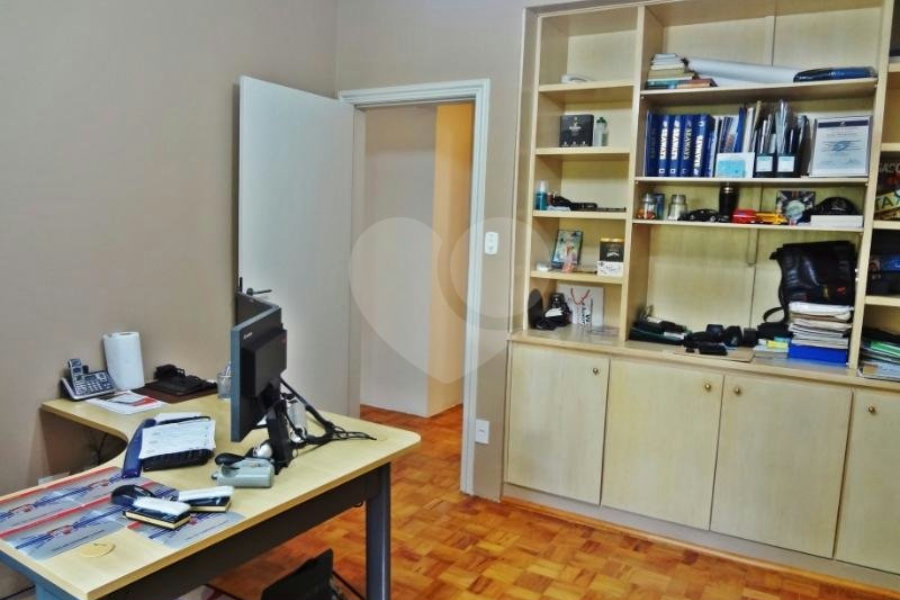 Apartamento à venda com 4 quartos, sendo 1 suíte, em Jardim Paulista, São Paulo, SP