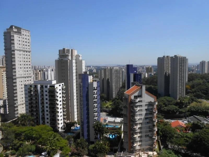 Apartamento à venda com 4 suítes em Vila Suzana, São Paulo, SP
