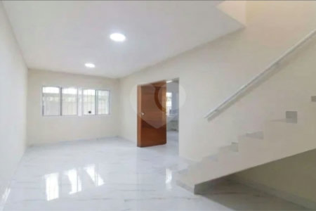 Casa à venda com 3 quartos, sendo 1 suíte, em Jardim Peri Peri, São Paulo, SP