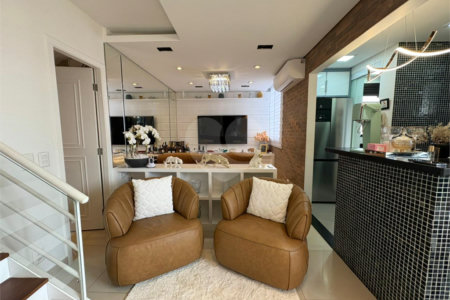 Duplex à venda com 2 suítes em Indianópolis, São Paulo, SP