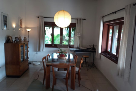 Casa à venda ou para alugar com 3 quartos, sendo 1 suíte, no condomínio Recanto Florido, Vinhedo - SP
