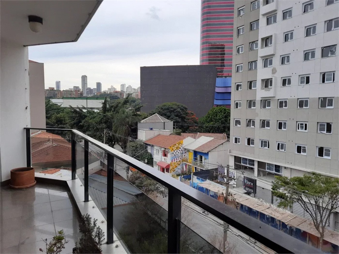 Apartamento à venda com 3 suítes em Pinheiros, São Paulo, SP