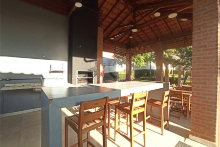 Casa à venda com 3 quartos, sendo 1 suíte, no condomínio Buona Vita, Atibaia - SP