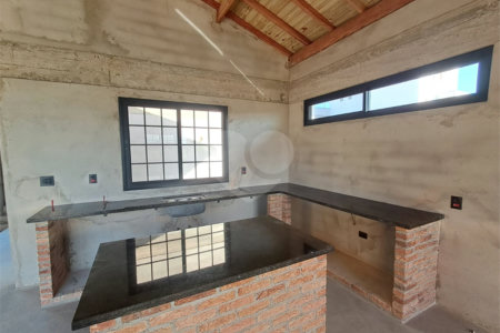 Casa à venda com 3 suítes no condomínio Village Porto Feliz, Porto Feliz - SP