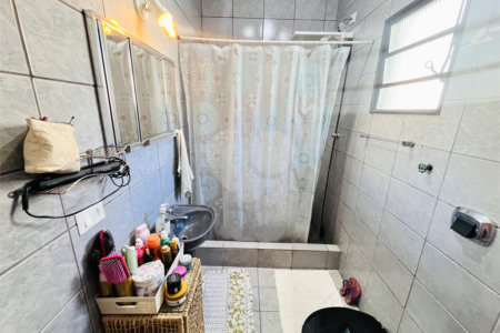 Casa à venda com 4 quartos, sendo 1 suíte, em Campo Grande, Rio de Janeiro, RJ