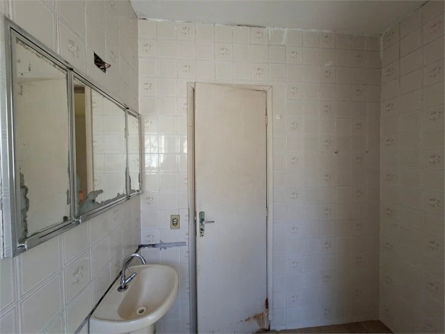 Sobrado à venda com 3 quartos, sendo 1 suíte, em Jardim Esmeralda, São Paulo, SP