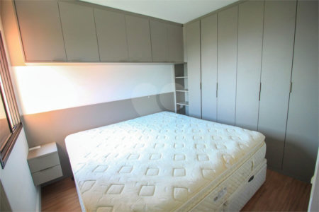 Apartamento à venda com 3 quartos, sendo 1 suíte,  em Mooca, São Paulo, SP
