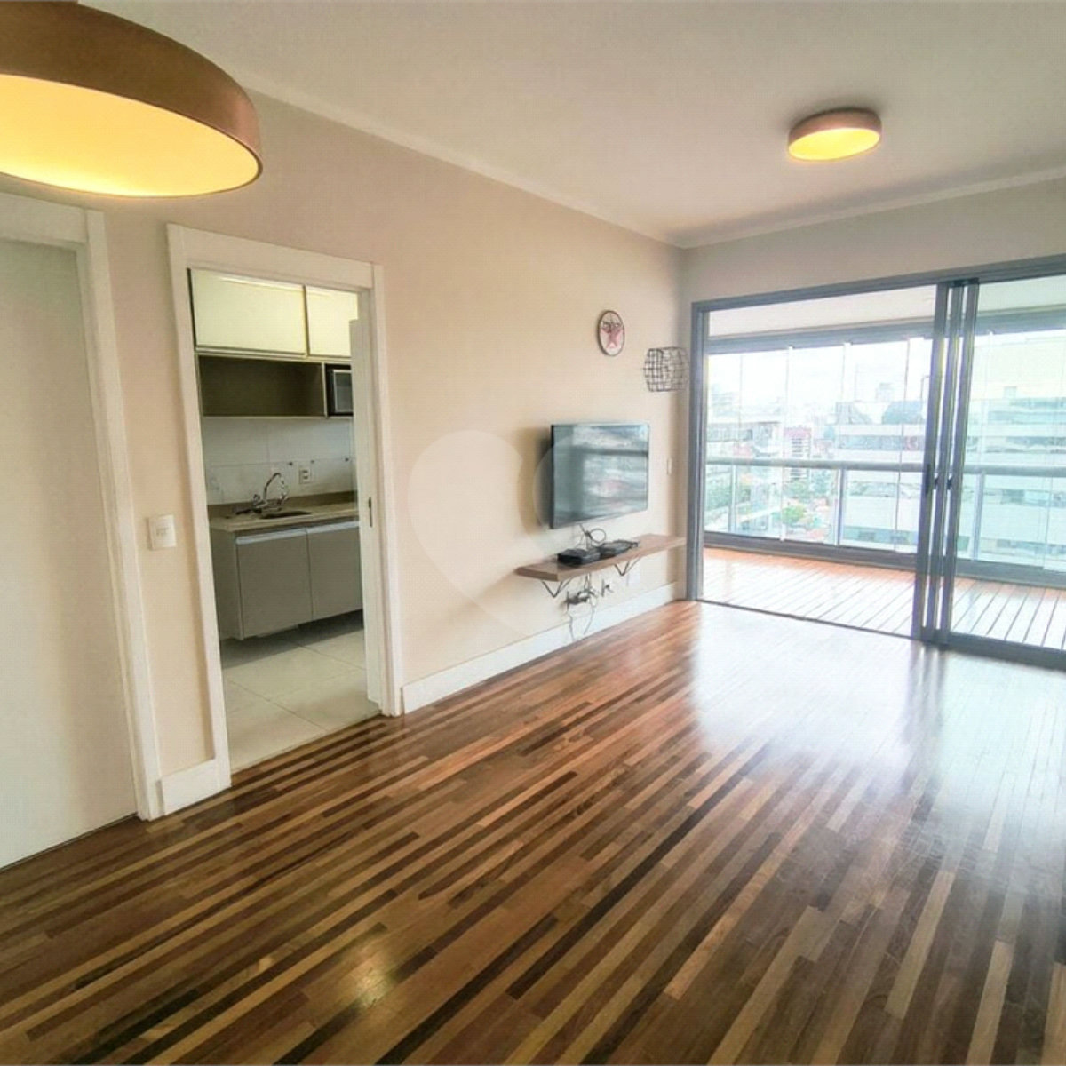 Apartamento à venda com 2 quartos, sendo 1 suíte, em Santo Amaro, São Paulo, SP
