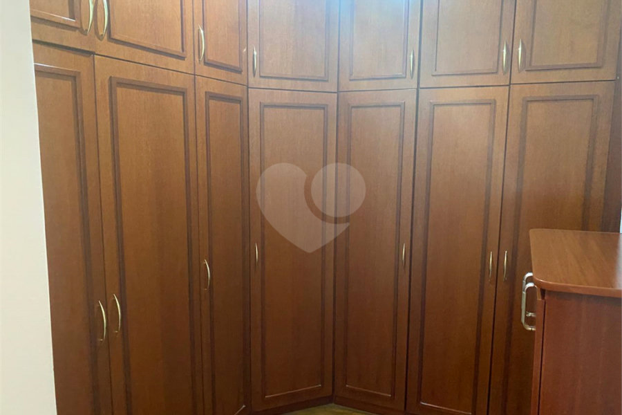 Sobrado à venda com 3 quartos, sendo 1 suíte, em Tremembé, São Paulo, SP