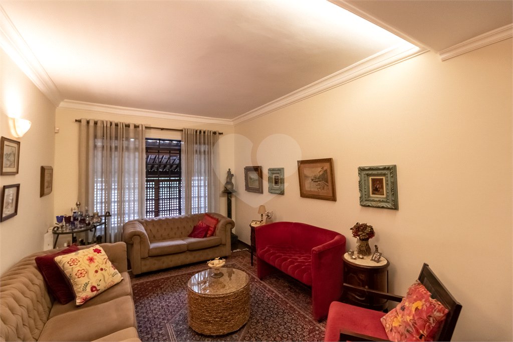 Casa à venda com 3 quartos, sendo 1 suíte,  em Parque Colonial, São Paulo, SP