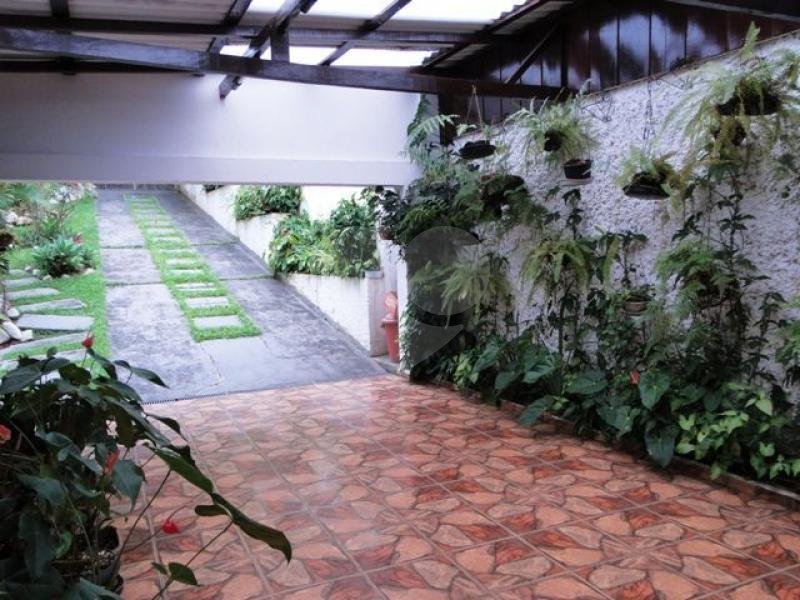 Sobrado à venda com 3 quartos em Vila Nova Cachoeirinha, São Paulo, SP