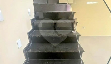 Sobrado à venda com 3 quartos, sendo 1 suíte, em Jardim Vila Formosa, São Paulo, SP