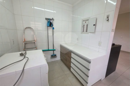 Casa à venda ou para alugar com 3 quartos, sendo 1 suíte, no condomínio Terras de São Francisco, Vinhedo - SP