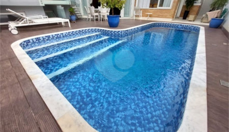 Casa à venda com 4 suítes no condomínio Granja Olga II, Sorocaba - SP
