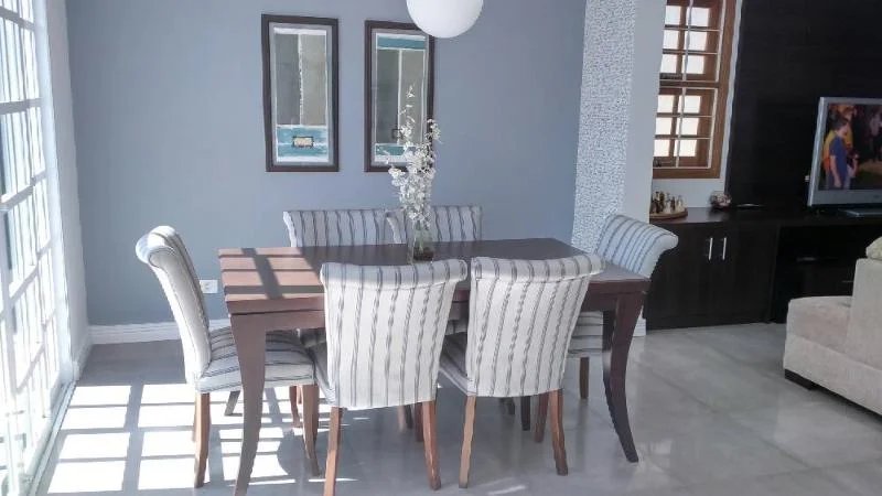 Casa à venda com 3 suítes em Jardim Jussara, São Paulo, SP